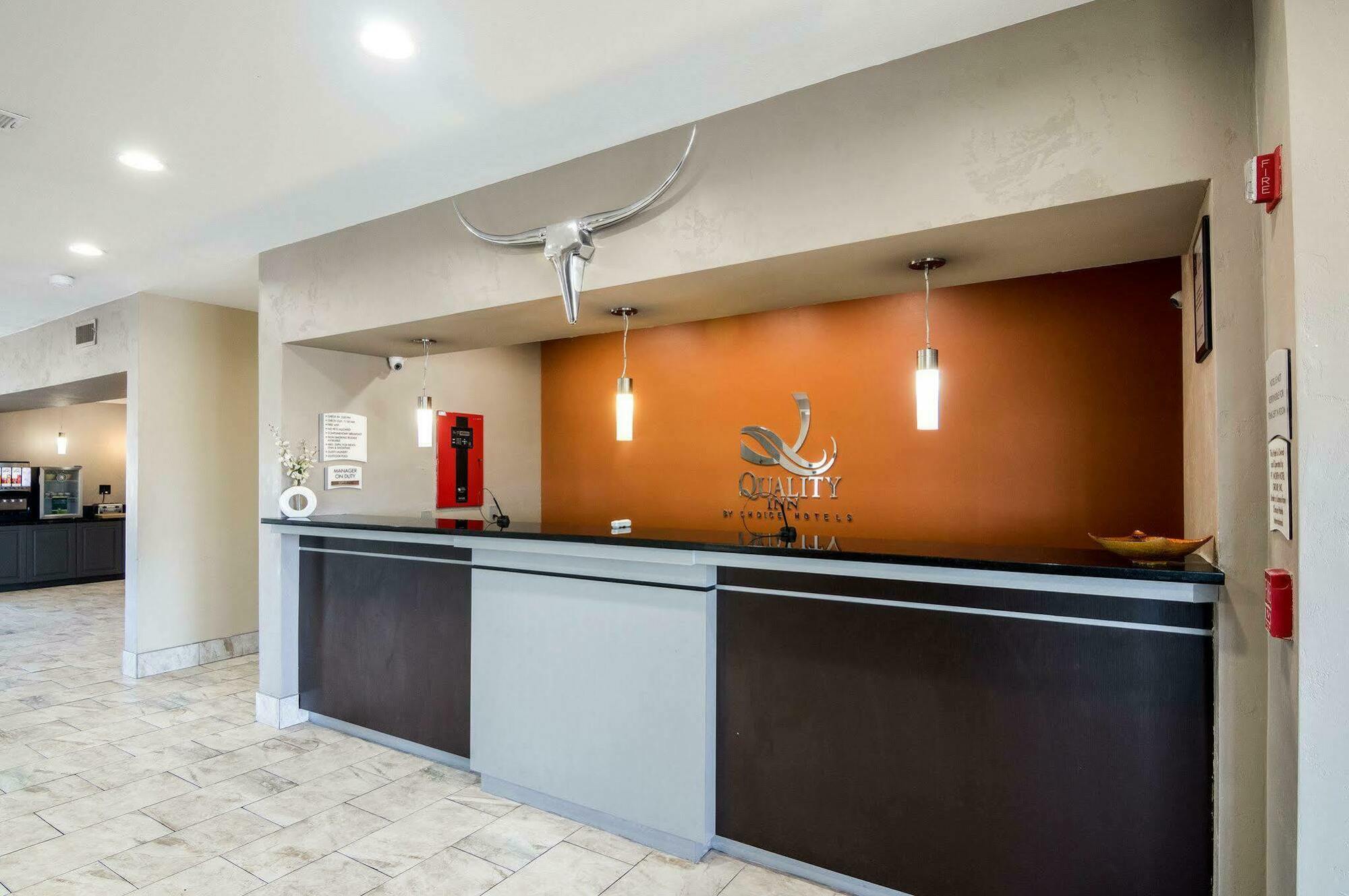 Quality Inn Ft. Worth North Форт Уорт Екстериор снимка